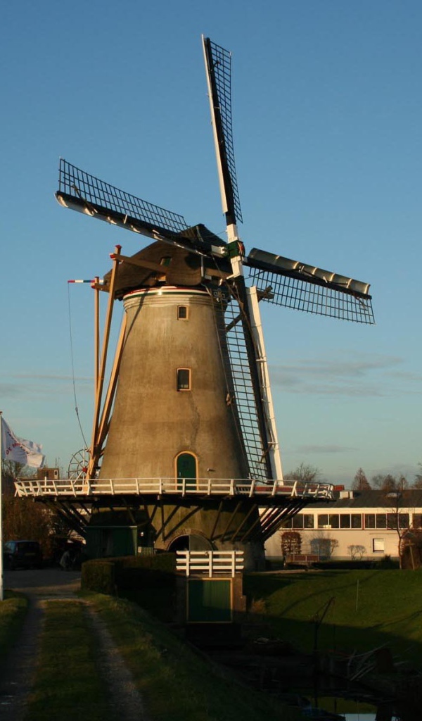 Ветреная мельница в Голландии