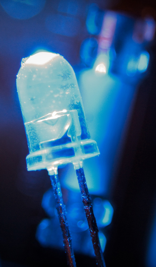 Светящийся светодиод