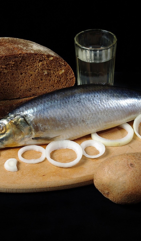 Водка и селедка