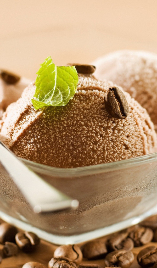 Десерт с кофейными зернами