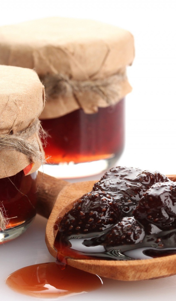 Мед в банках