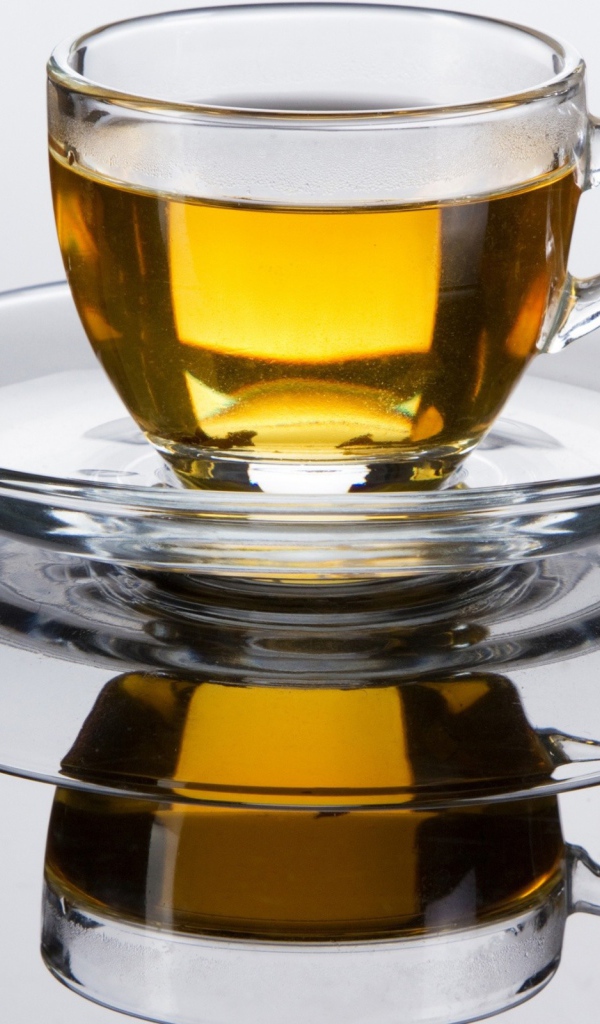 Чашка с зеленым чаем