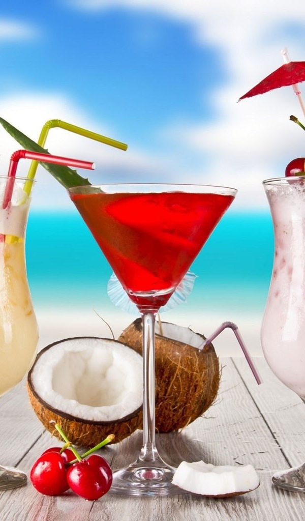  Коктейли с зонтиками