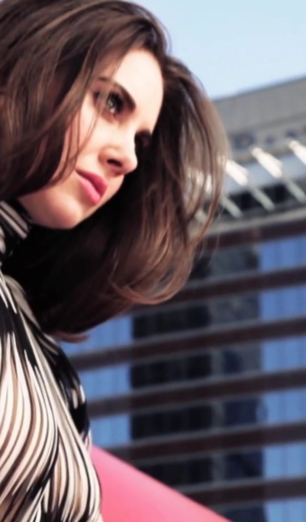 Актриса Элисон Бри