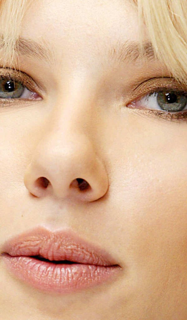 Портрет Скарлетт Йохансон