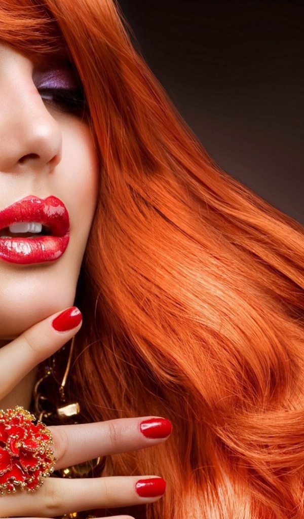 Красный макияж