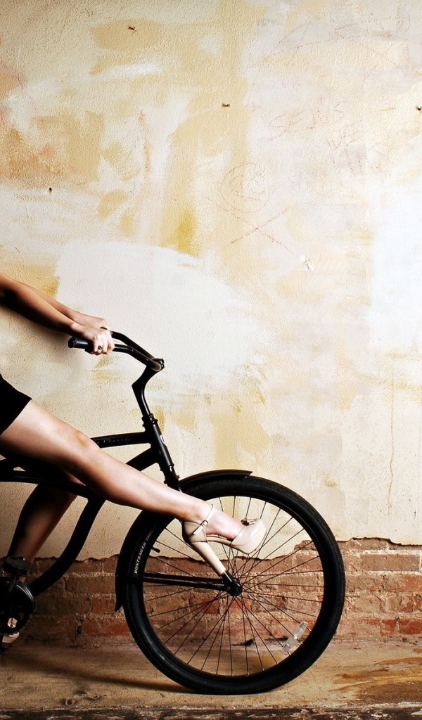  На велосипеде