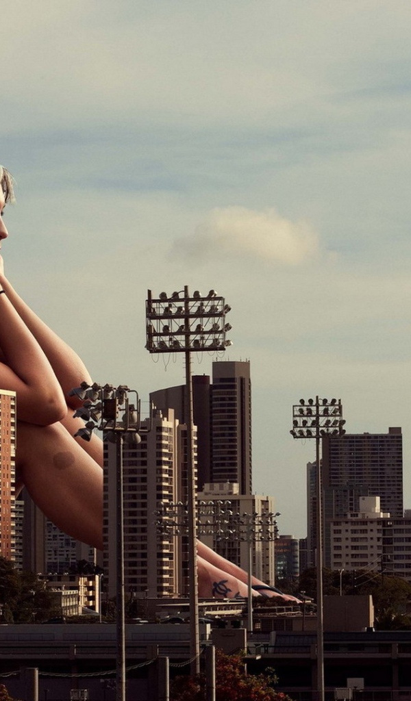 Девушка Гулливер