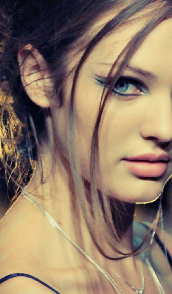 Женщина модель Кэндис Свейнпол