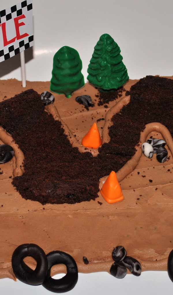 Ипподром торт на день рождения