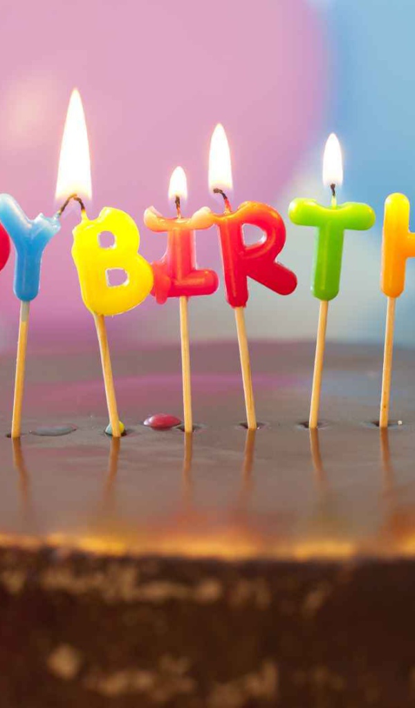 Вкусный шоколадный торт ко дню рождения