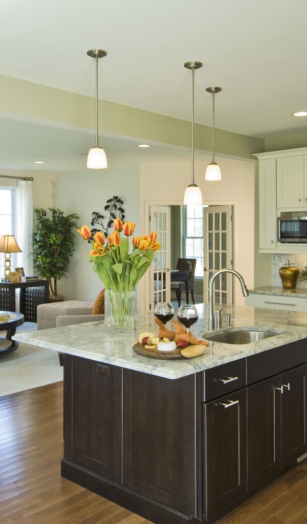 Скромный дизайн кухни