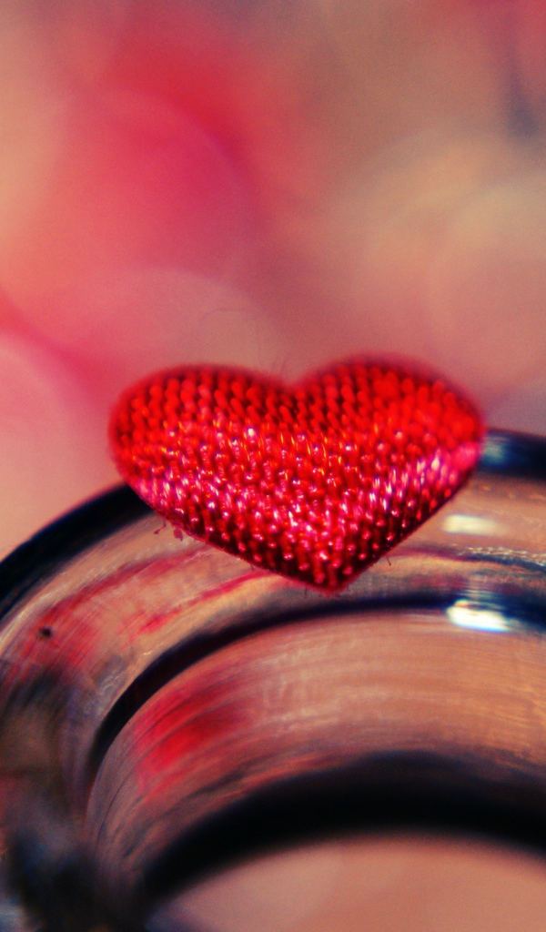 Алое сердце