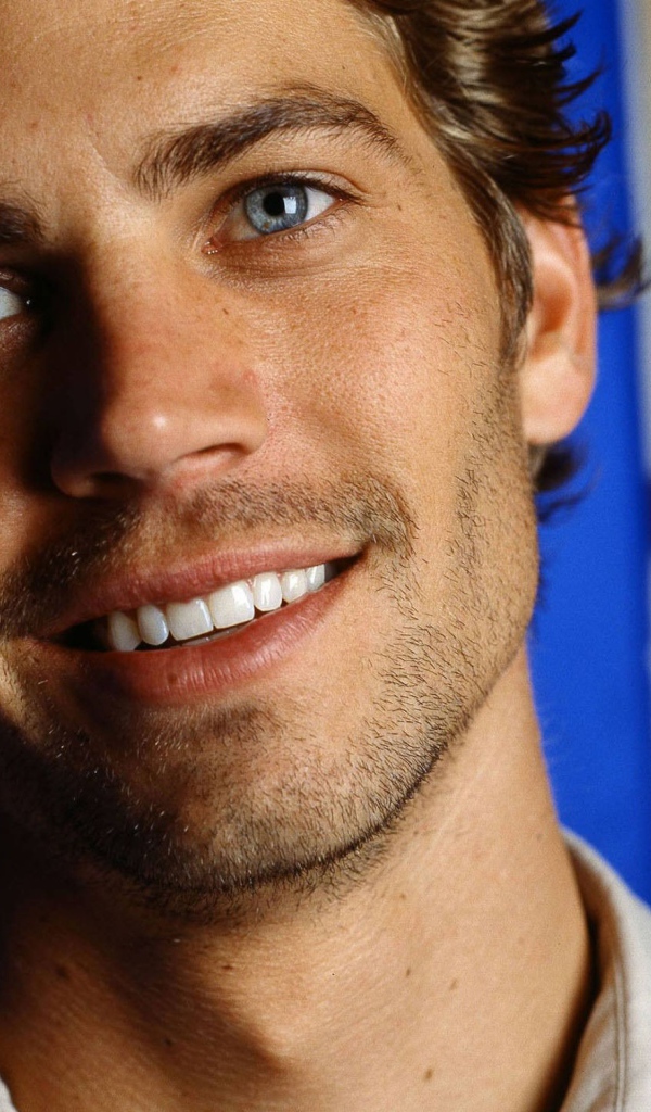 Знаменитость Пол Уокер