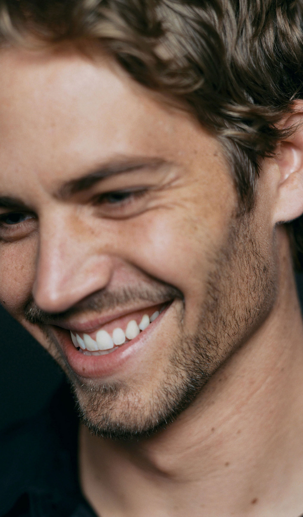  Пол Уокер Простая улыбка