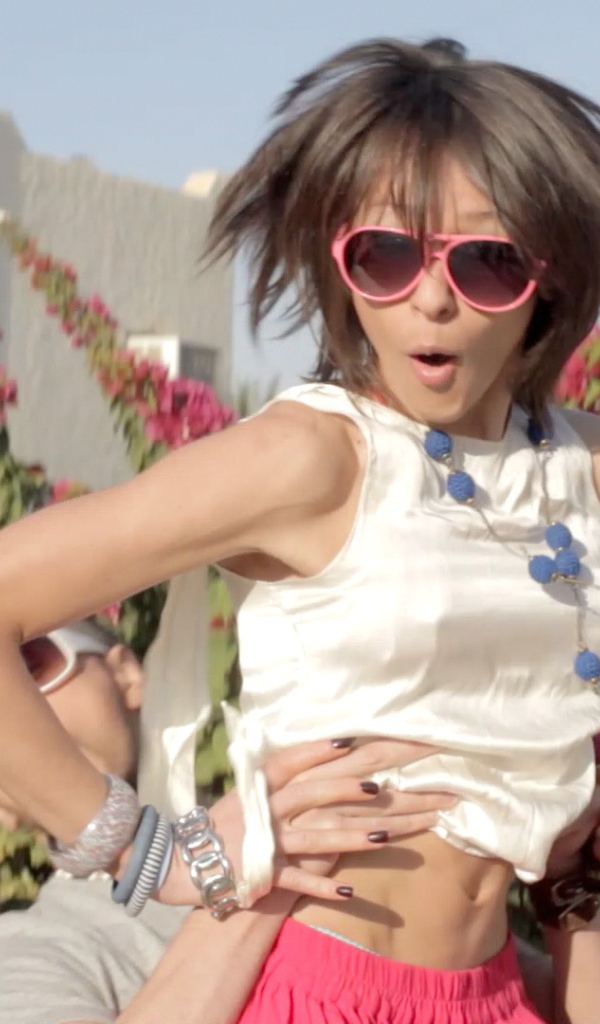 Iowa веселая в очках