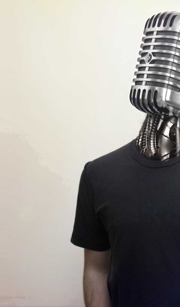 Микрофон вместо головы