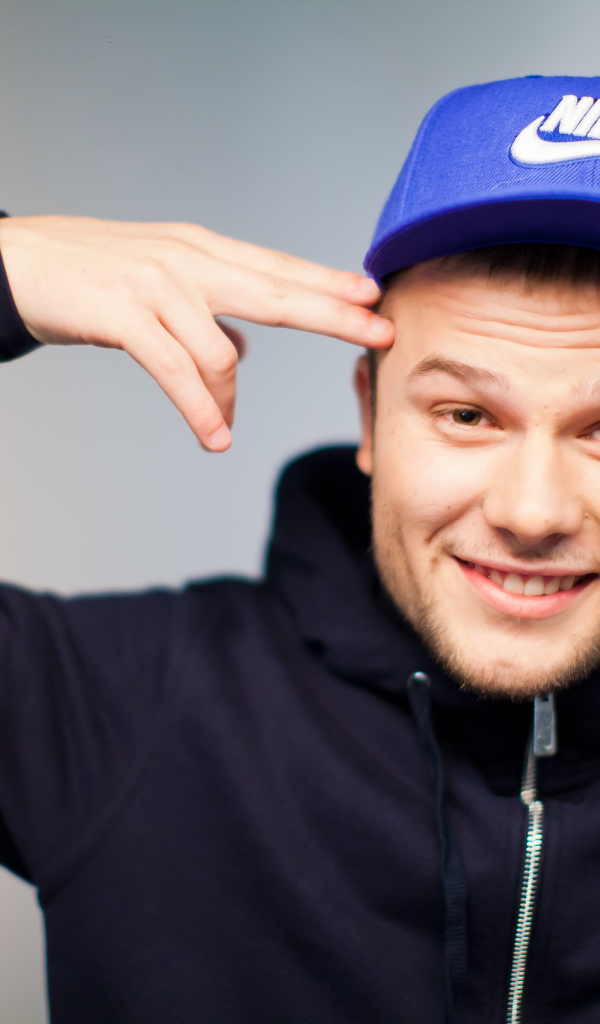 Исполнитель Макс Корж