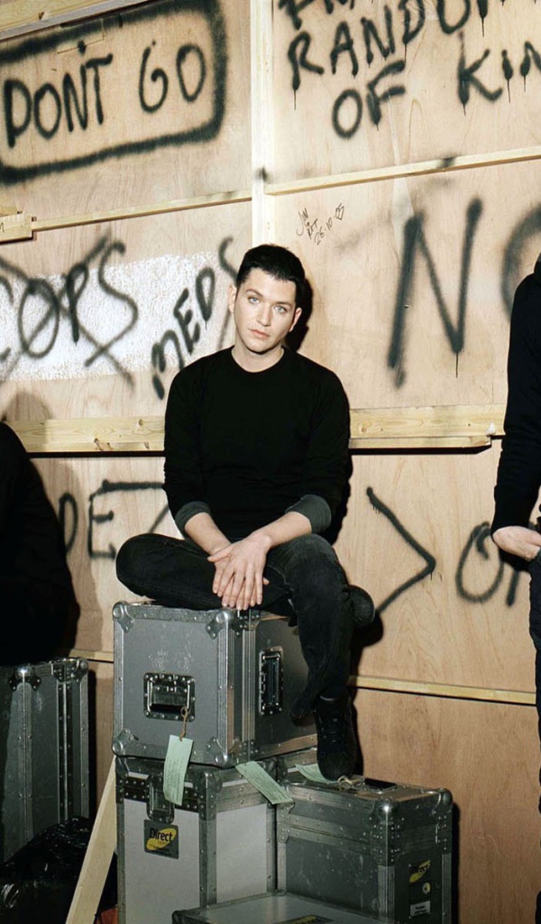 Placebo за сценой