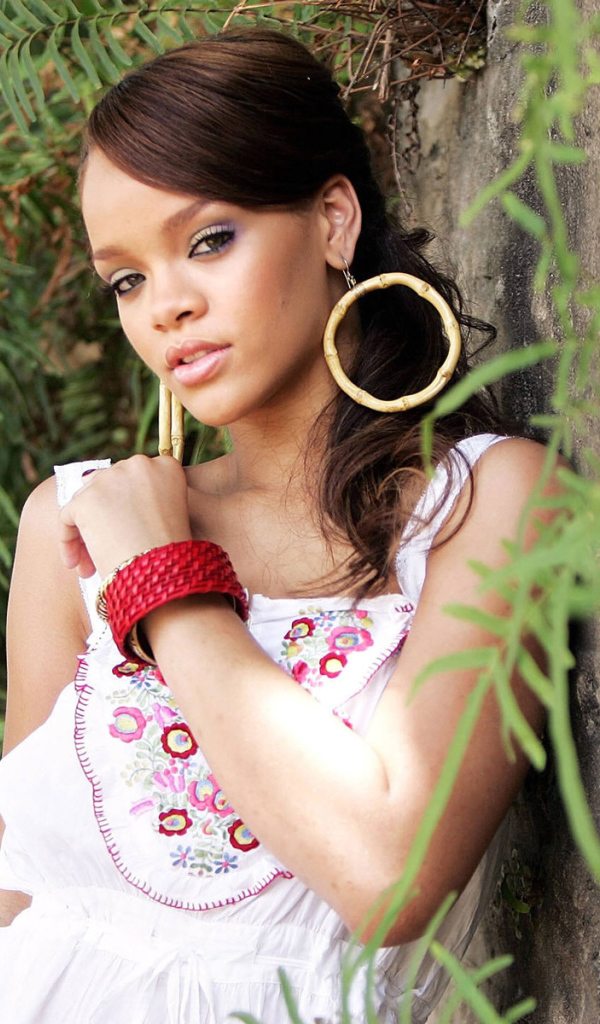 Rihanna in white dress