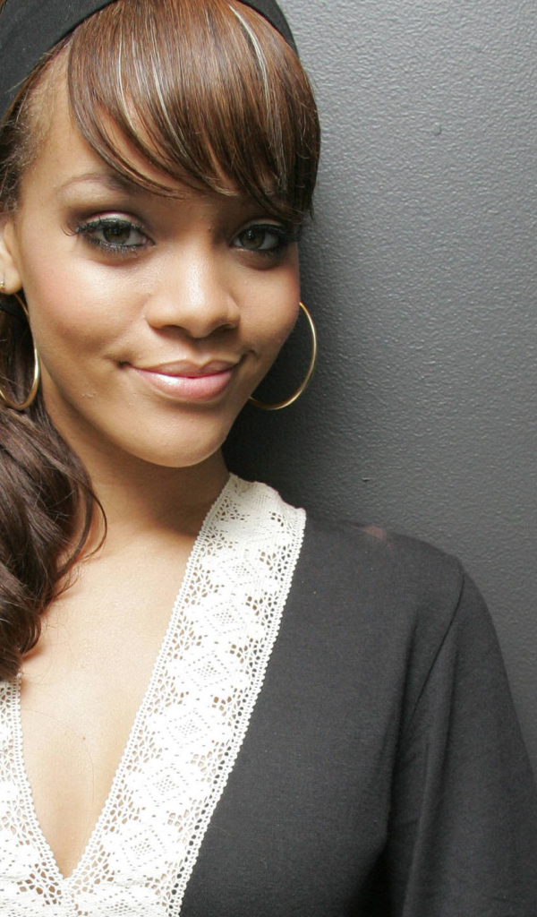 Rihanna школьница