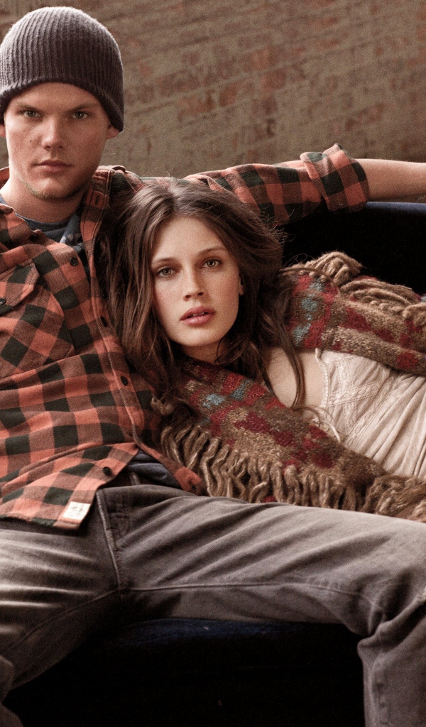 Avicii с подругой