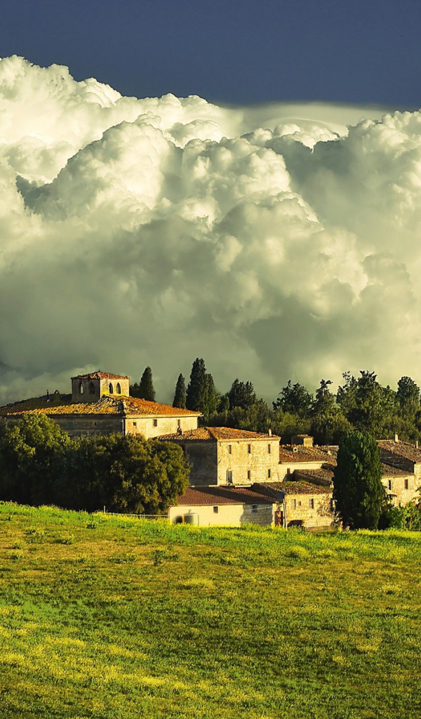 Пейзаж с грозовой тучей
