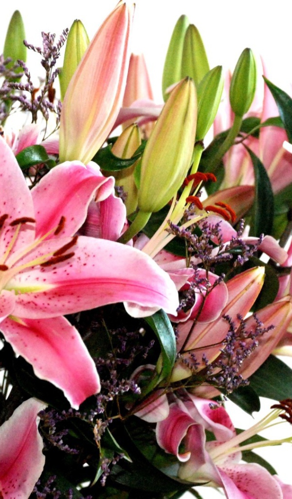 Букет лилий