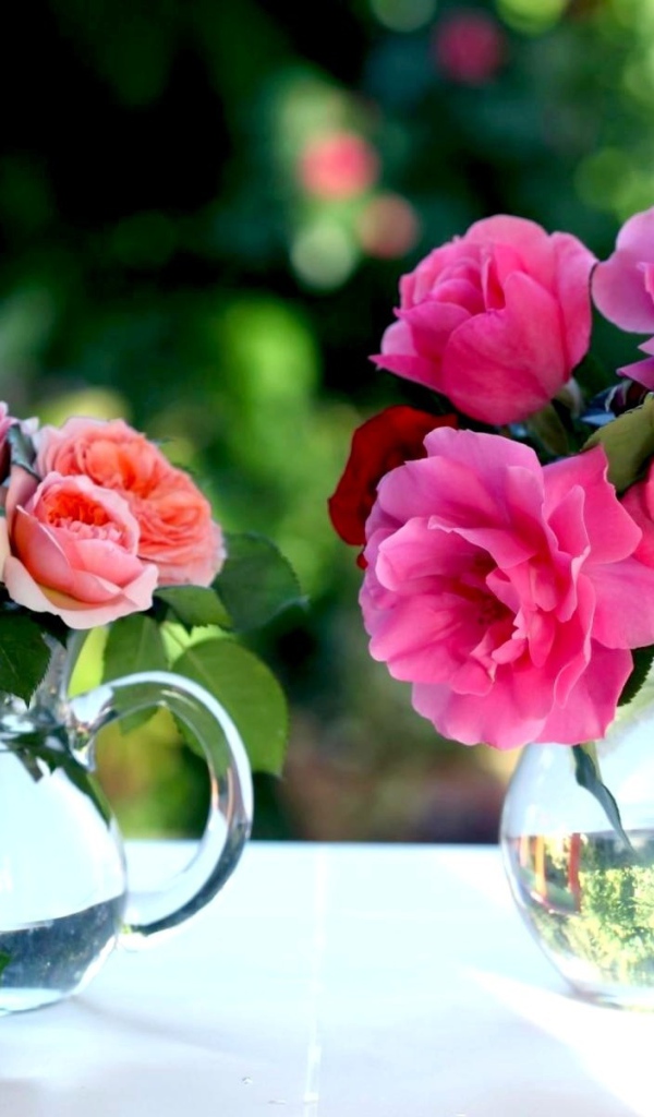 Натюрморт с розами