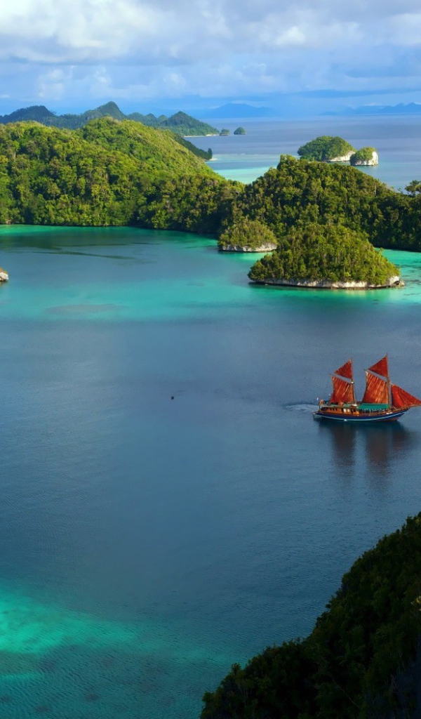 Корабль среди островов