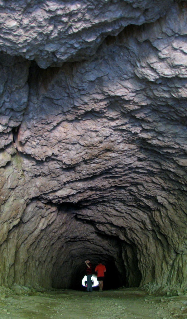 Пещера в Болгарии