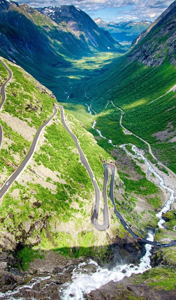 Серпантин дорог