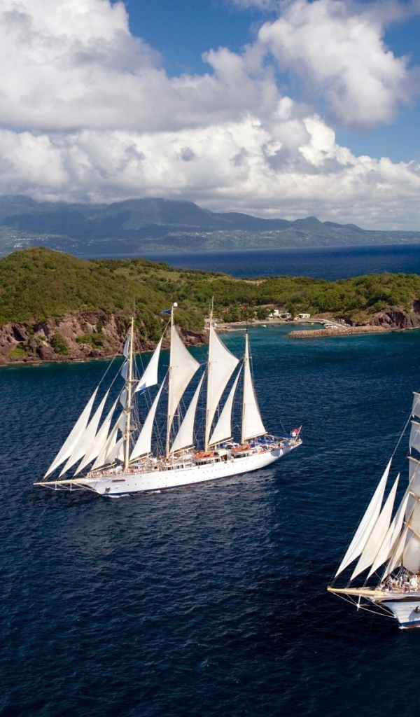 Парусники в походе