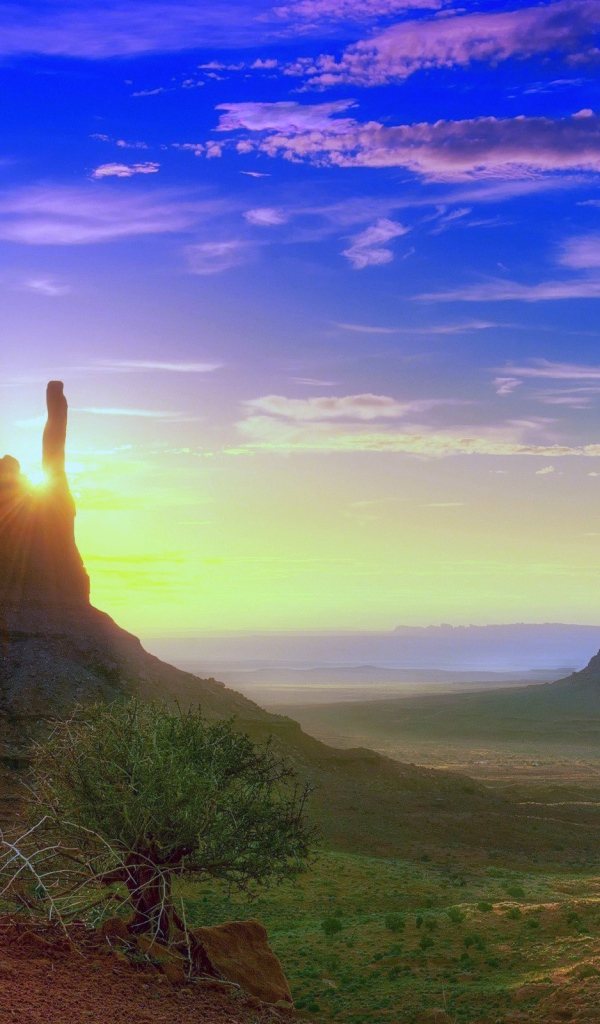 Закат у скал близнецов