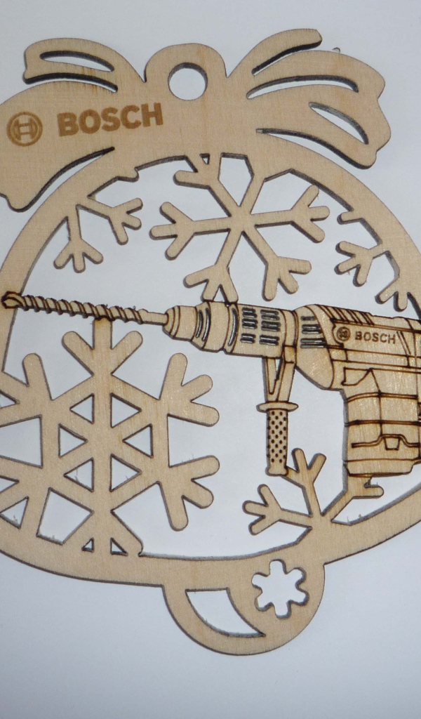 Елочные игрушки из дерева