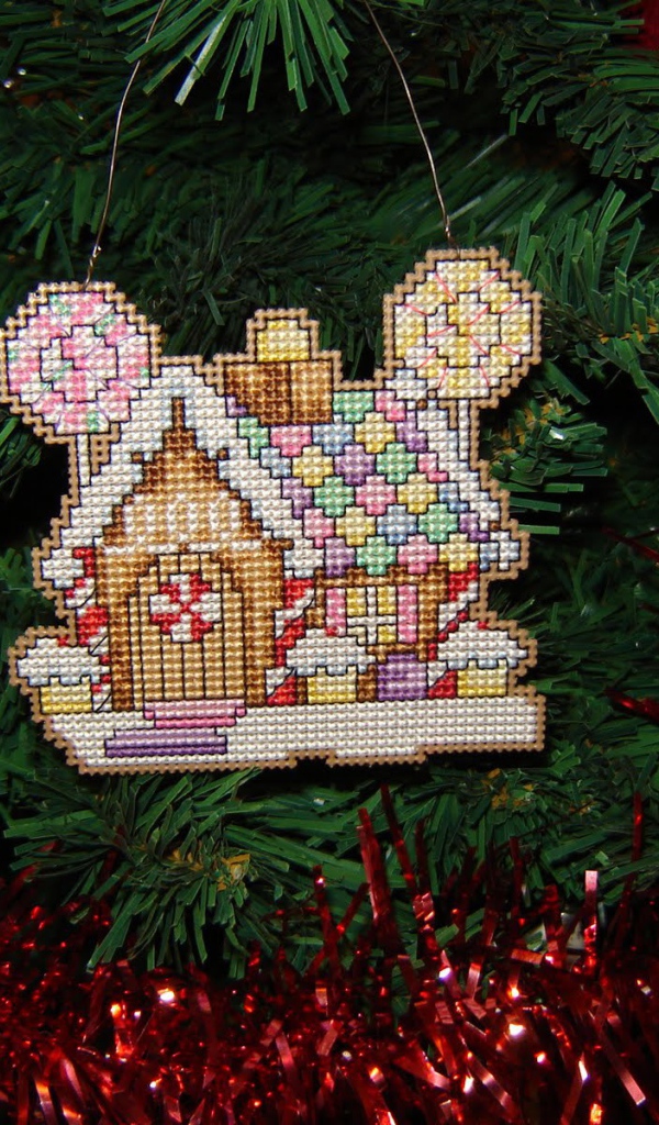 Елочная игрушка домик