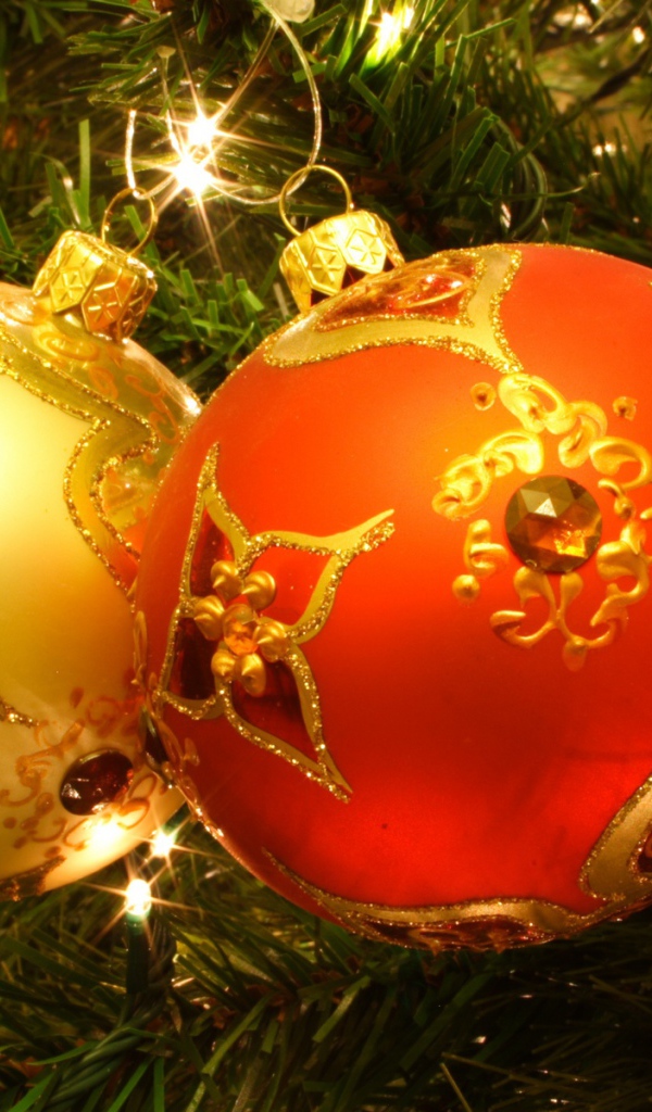 Игрушки елочные большие