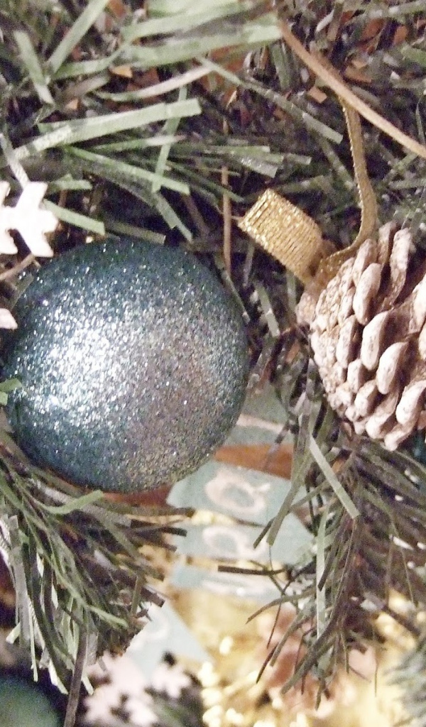 Елочные игрушки из проволоки