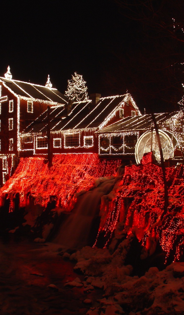 Украшение гирляндами