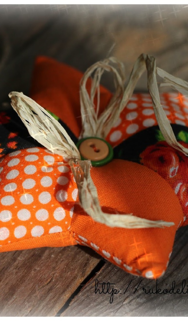 Дизайнерские елочные игрушки