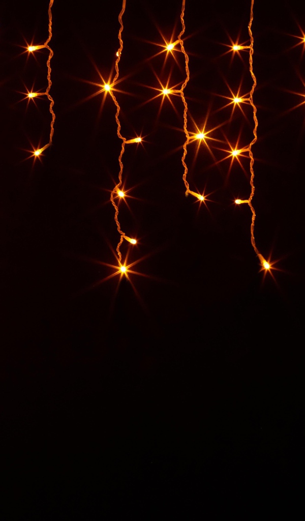 Гирлянда на стену