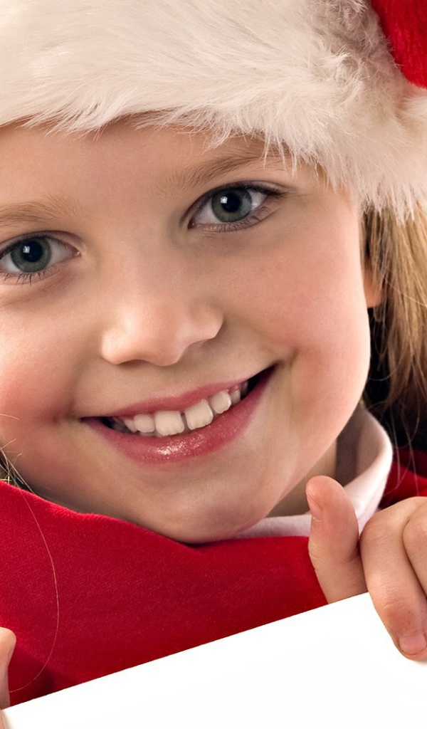 Девочка в костюме снегурочки