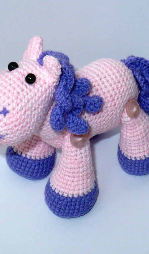 Вязаная лошадь