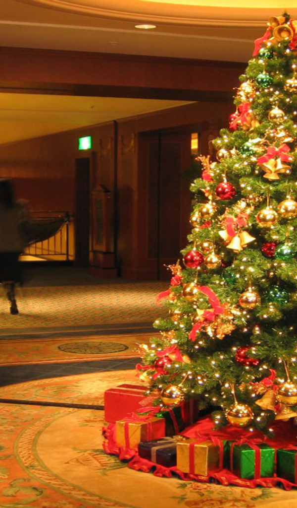 Роскошнaя Новогодняя елка