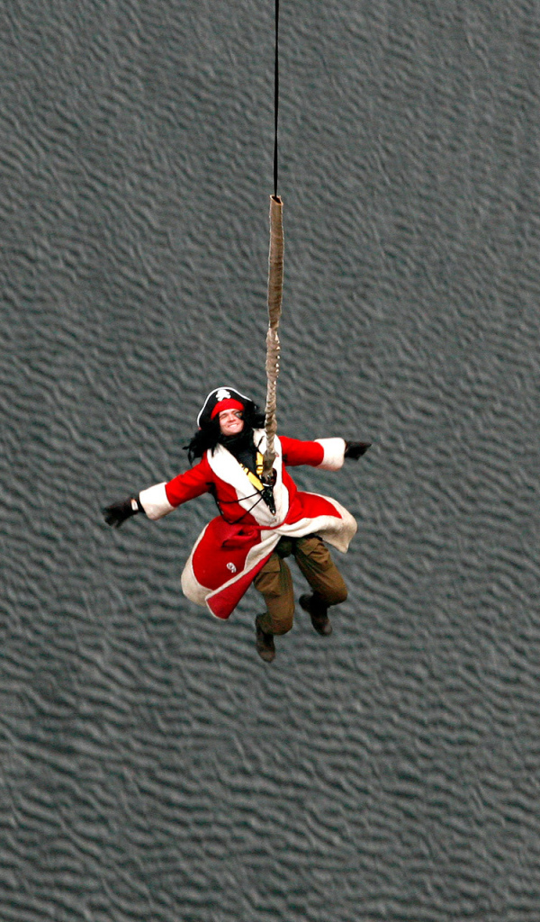 Прыгающий дед мороз