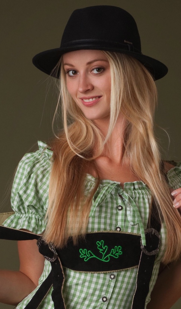 Garisha Femjoy модель