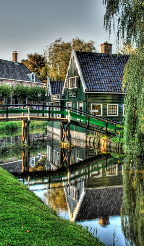 Мост в Голландии