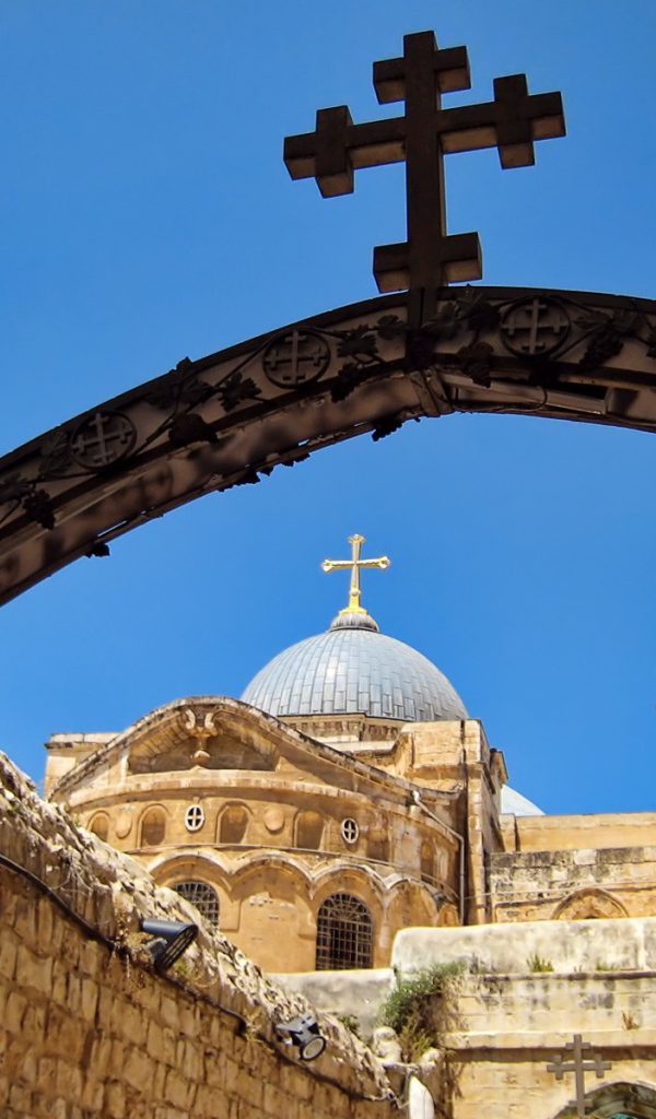 Старинный религиозный храм