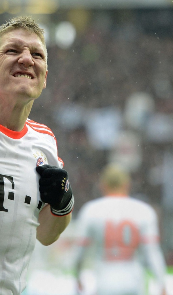 Bayern Bastian Schweinsteiger scored a goal