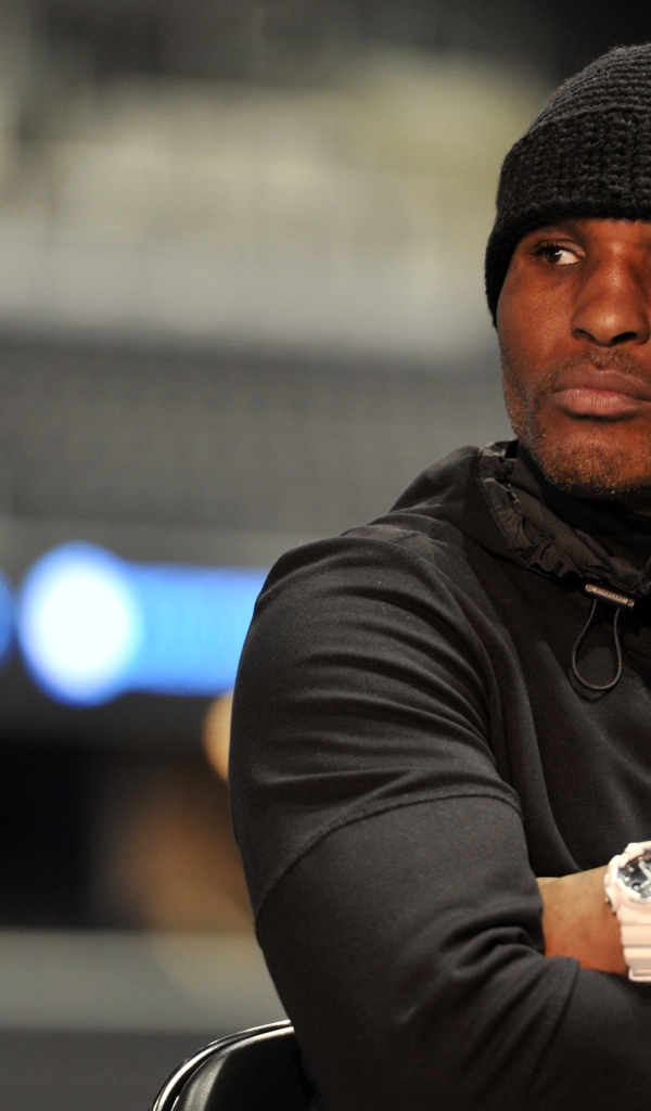 Бернард Хопкинс в черном